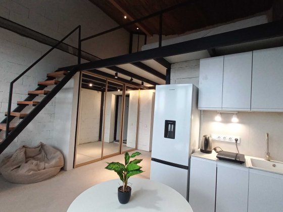 Перша здача! Стильна loft-квартира з антресоллю ЖК Волошковий двір Святопетрівське