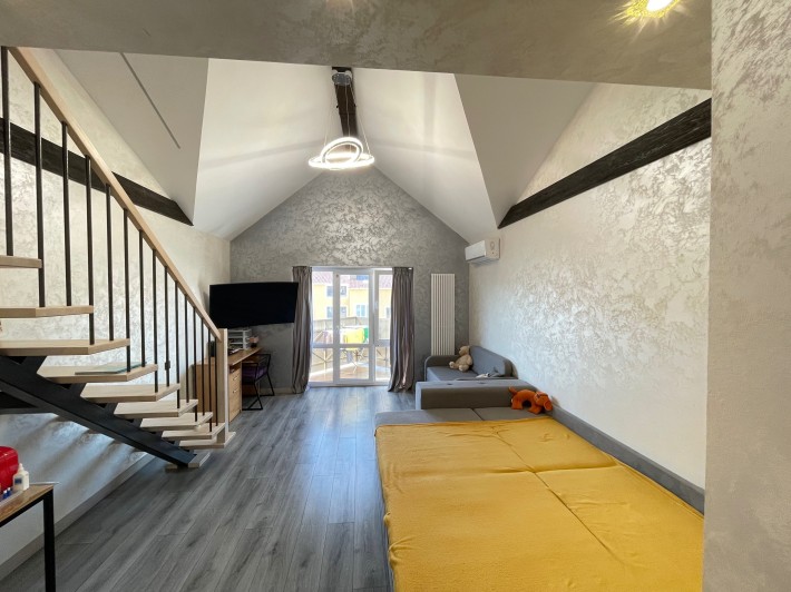 Оренда квартири 4 кімнатна - фото 1