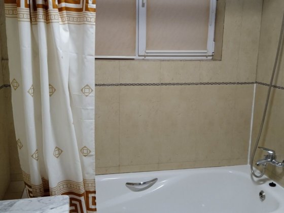 Здаю двокімнатну квартиру Гаи-Гречинские