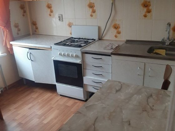 Аренда великої 2х кімнатноі квартири р-н 4 школа Первомайск