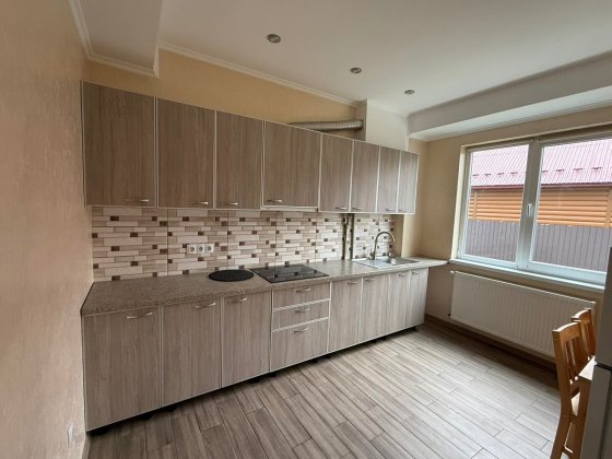 Здам на тривалий термін квартиру м. Сторожинець Сторожинец