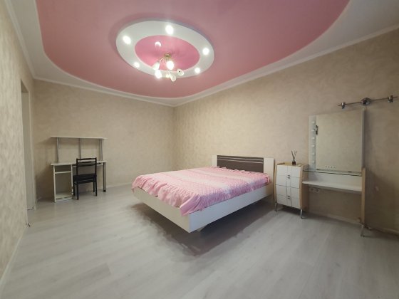 Продаж 1-к квартири вул.Чернобильська 21 Київ