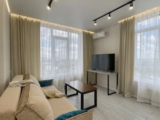 Продаж двохкімнатної квартири з ремонтом в ЖК "Сучасний квартал", просп. Любомира Гузара (Комарова), Киев