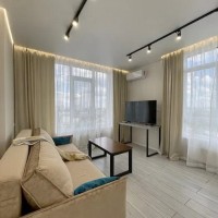 Продаж двохкімнатної квартири з ремонтом в ЖК "Сучасний квартал", просп. Любомира Гузара (Комарова), Киев