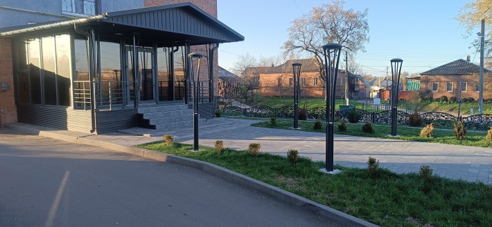 Здам в оренду комерційне приміщення в м. Ромни - фото 1