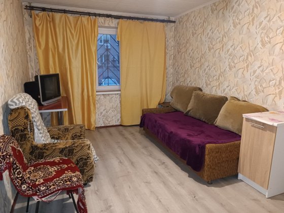 3хкомн, помісячно, довгостроково, 1поверх, Соцмісто