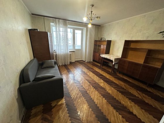 Оренда однокімнатноі  по вул.Садова 3 поверх Ирпень
