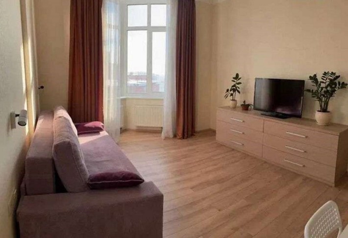 Продаж 2к квартири Радунська 2/18 - фото 1