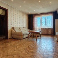 Продається 3-кімнатна квартира 77 м² по вулиці Анни Ахматової 6,  Позняки Киев
