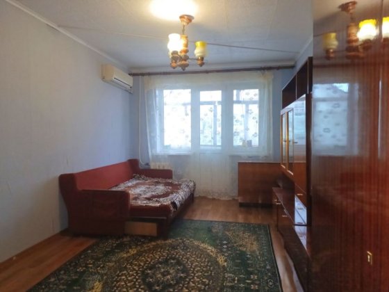 Оренда 1к. квартири на Інтернаті (17 кв--л) Кривой Рог