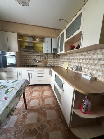 Здається 3х кімн квартира з автономним опаленням  вул Новочерчецька - фото 1