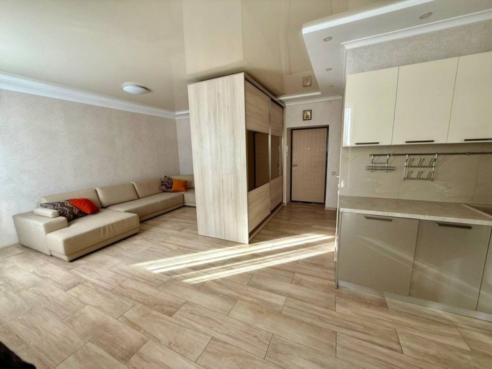 Оренда просторої квартири-студії 40 м² | ЖК «Аристократ» Індивідуальне газове опалення - фото 1