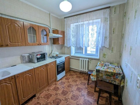 Оренда 1о кімн квартира вул. Кулика і Гудачека Ровно