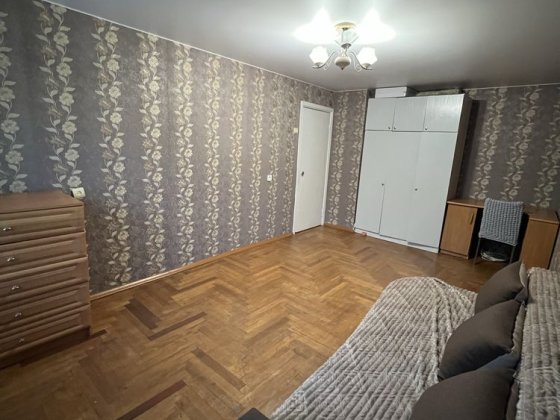 Здам 1 кім район Автовокзалу. Меблі та техніка присутні Ровно