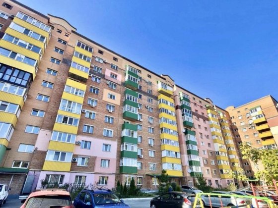 Оренда простороі квартири в новобудові на подолі Полтава