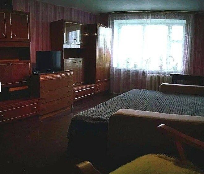 ВЛАСНИК.1 Кімнату в3-хкім.кв.Пивзавод/ДубенськаСучаснийДиван - фото 1