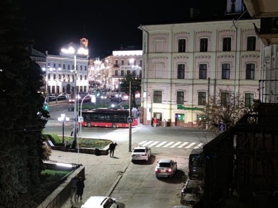 Оренда Здам 2 кімн квартира 3/5 від власника без % Центр (біля ШОШО фонтани) вул. Поштова 3 Чернівці