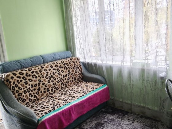 Здається двох кімнатна квартира на розі вулиць  Проспект перемоги -Головна Черновцы