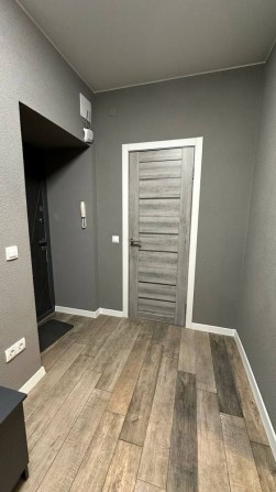Здається в оренду 1 кімнатна квартира в новобудові, можна з маленьким песиком або котиком - фото 1