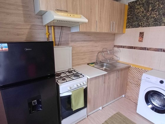 Сдам 2-х комнатную квартиру в Академгородке с газовой плитой
