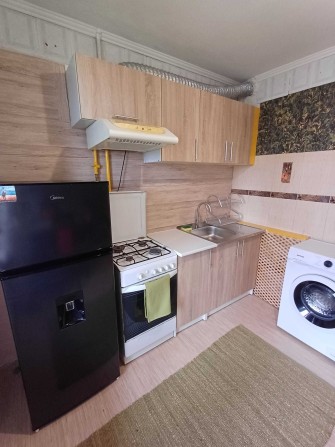 Сдам 2-х комнатную квартиру в Академгородке с газовой плитой - фото 1