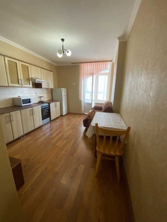 Оренда 1 кімн квартири 55 м.кв А.Ахматової 34 м.Позняки  поруч Ціна 14500 гр - фото 1