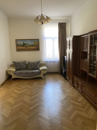Оренда 2-х кімнатна квартира в центрі Чернівців - фото 1