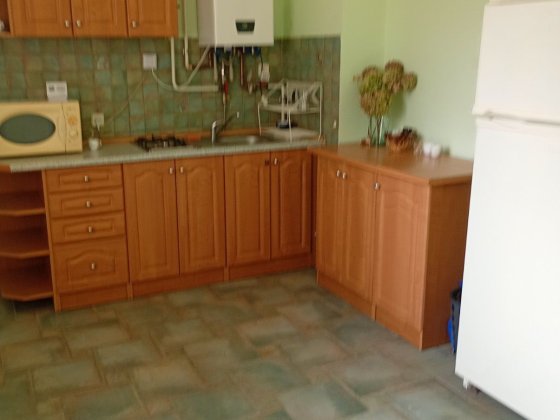 Оренда 2 кімнатної квартири без меблів