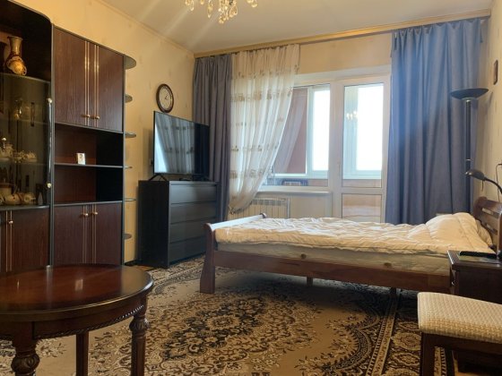 Перша оренда 1кв 42м Вишняківська 6-А метро Харьківська 10хвилин пішки Київ