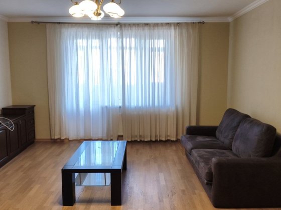 2 кімнатна квартира в центрі , автономка