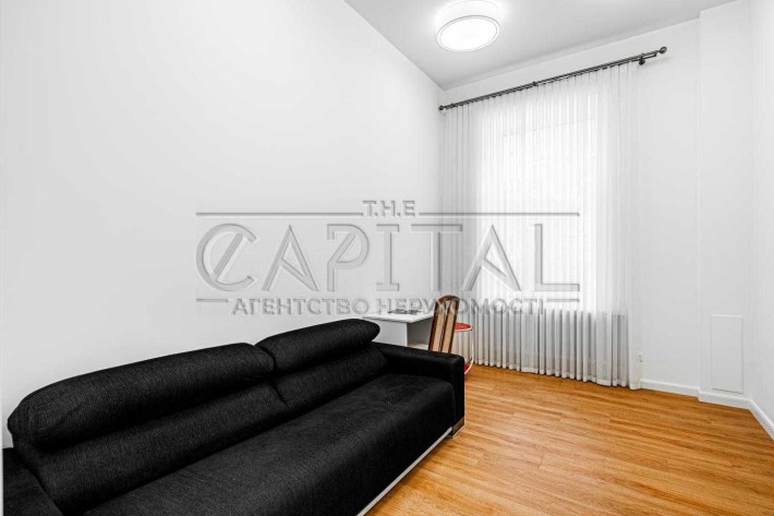 Центр Шота Руставелі 4к 150м2 - фото 1