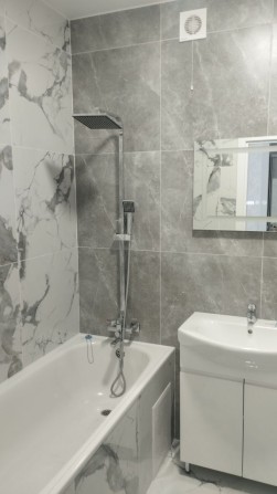 Здається однокімнатна квартира-студія на першому поверсі - фото 1
