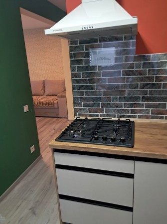 Здається 1 кім. 600 річчя сучасний ремонт - фото 1