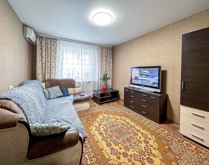 сдам 3-х комнатную квартиру на Песках в Новострое - фото 1