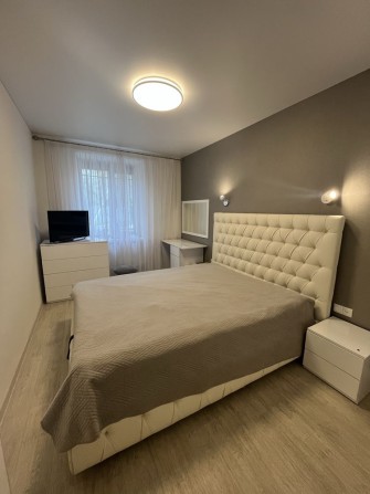 Здається 2 кімн. квартира в Центрі - фото 1