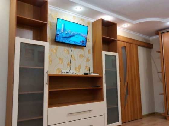 Аренда Днепр Тополь 2 Тополиная Паникахи Сильпо  2 этаж газ