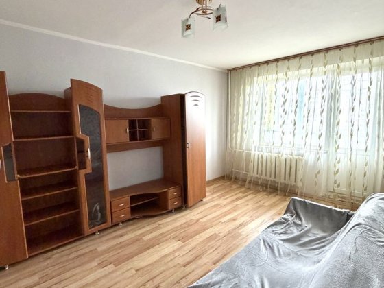 Довгострокова оренда квартири, вул Тутковського 6