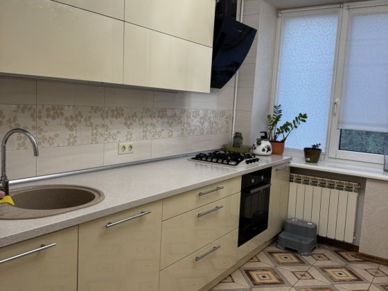 Оренда 3х кімнатної квартири у Шевченківському р-ні (Кругова 150) Запорожье