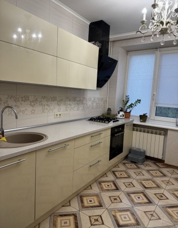 Оренда 3х кімнатної квартири у Шевченківському р-ні (Кругова 150) - фото 1