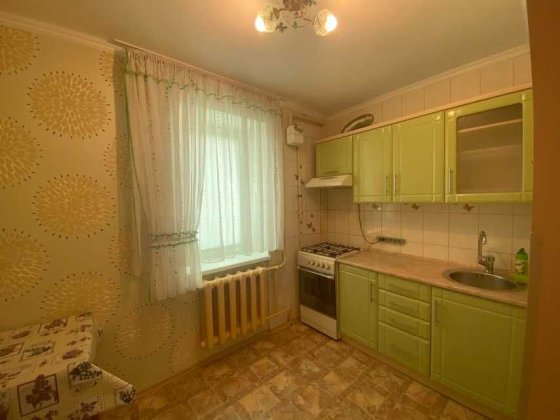 оренда 1-но кімнатної квартири , вулиця Крошенська