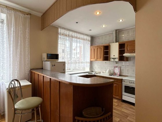 Сдам 2к квартиру в Центре 57м.кв возле Миноры