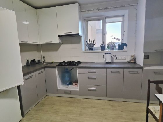 Сдам 3к квартиру новострой на Красном Камне Днепр