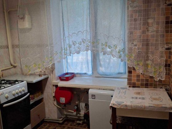 здам 2 кімн кв 1 поверх роздільні кімнати,автономне газове опалення,газ колонка,кондиціонер 4 Слобід Николаев