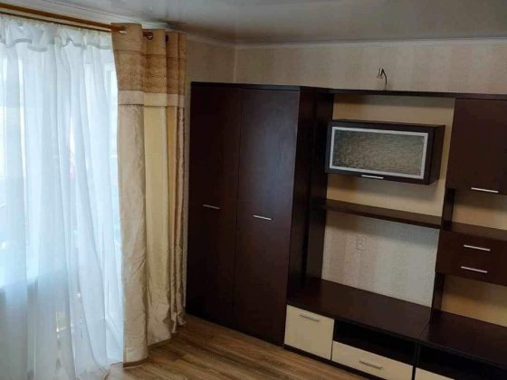 Сдаю свою однокомнатную  крупногабаритную квартиру