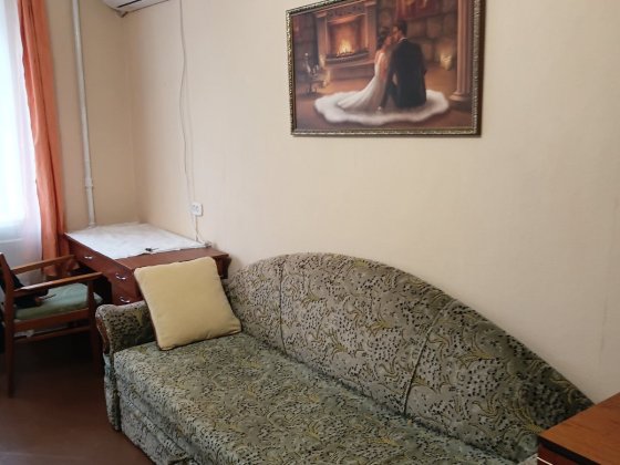 Сдаю 1к/кв пр.Мира ,район рынка Колос 1/5, мебель,техника 5000 Николаев