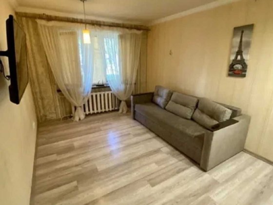 Здам 1 кімнатну квартиру на 12 кварталі Квартальна Гладкова