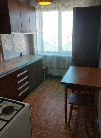 Сдам хорошую 3 комнатную квартиру Левый Берег - фото 1