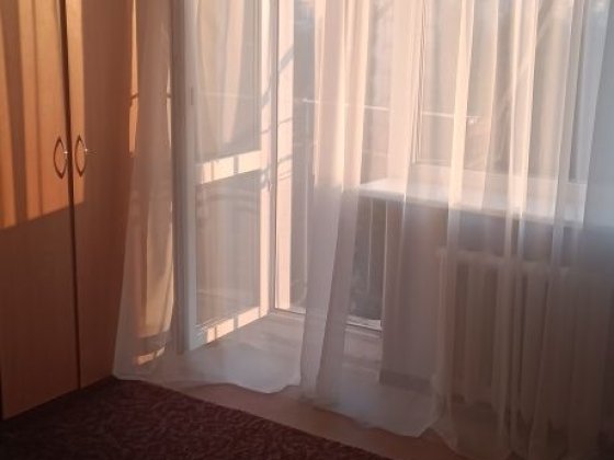 Хозяин, малосимейка-12м2, 9 этаж, коробово 5