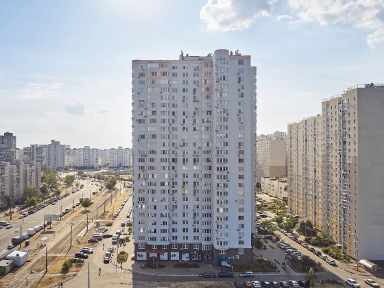 Власник.   Сдам  1 кімнатну на Закревського 93 а Київ