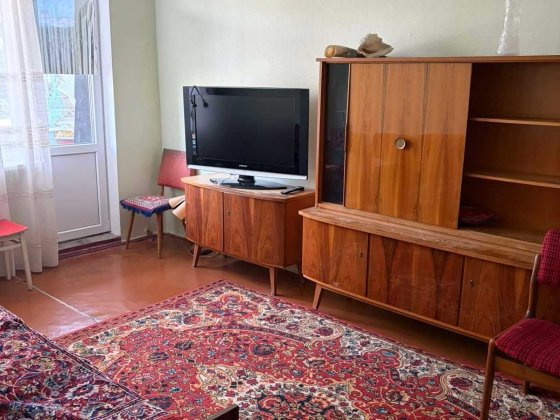 здам 1 кімн квартиру проспект Миру (Театральна - Площа Перемоги),5\9,велика світла,роздільний санвуз Николаев